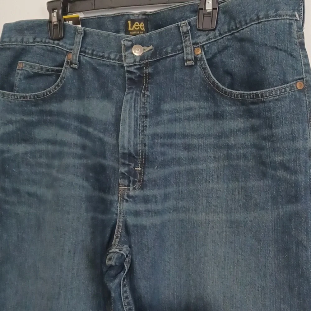 Size 40 x 36 mens blue jeans 